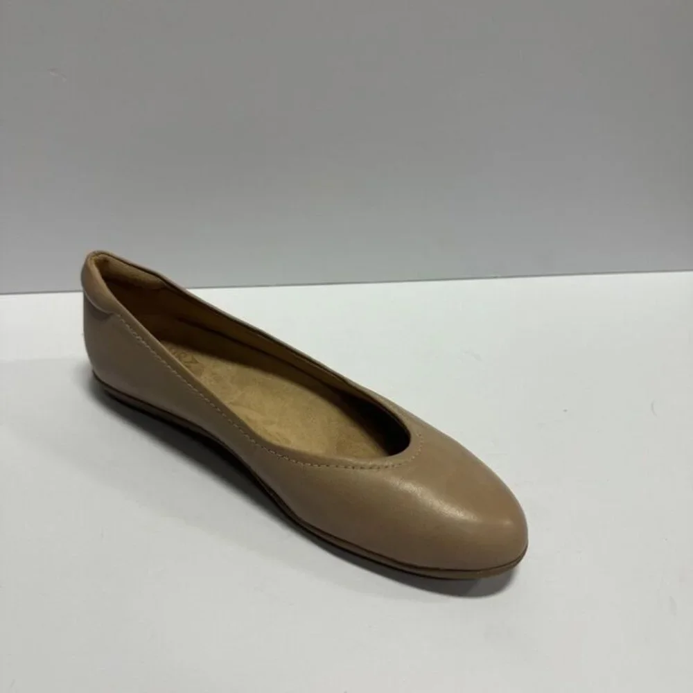 Naturalizer Beige Leather Ballet Flats